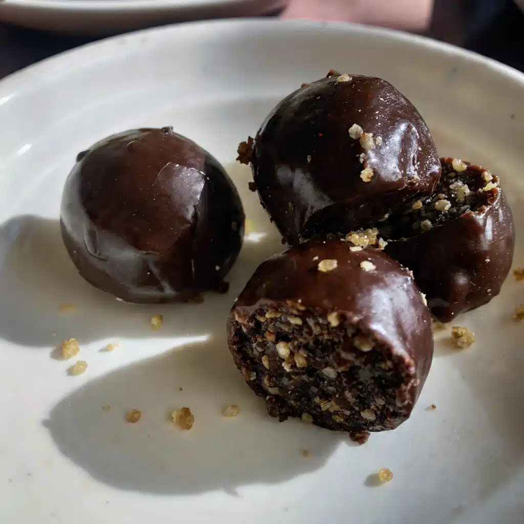 4 Ingredient Dark Chocolate Quinoa Bites are my new obsession! Crunchy, chocolatey, and naturally vegan + gluten-free. The puffed quinoa gives them the BEST crispy texture