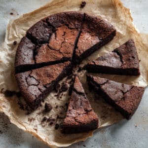 Flourless Fallen Chocolate Cake